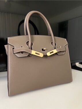 Classic Taupe Structured Top-Handle Satchel - Unbranded